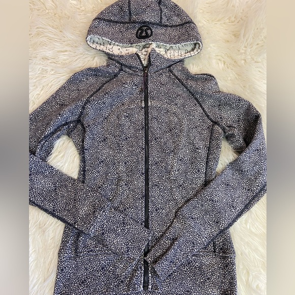 lululemon athletica Jackets & Blazers - LuluLemon Scuba Hoodie Flower Print - Unique size 4